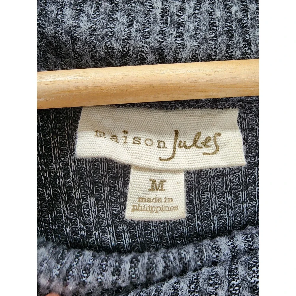 Maison Jules‎ Gray Ribbed Funnel Neck Snap Button Sweater Women Med Long Sleeve